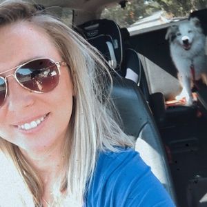 Meet your Posher, Jenn